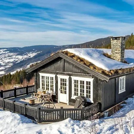 Charming Treehouse With View In Hafjell
